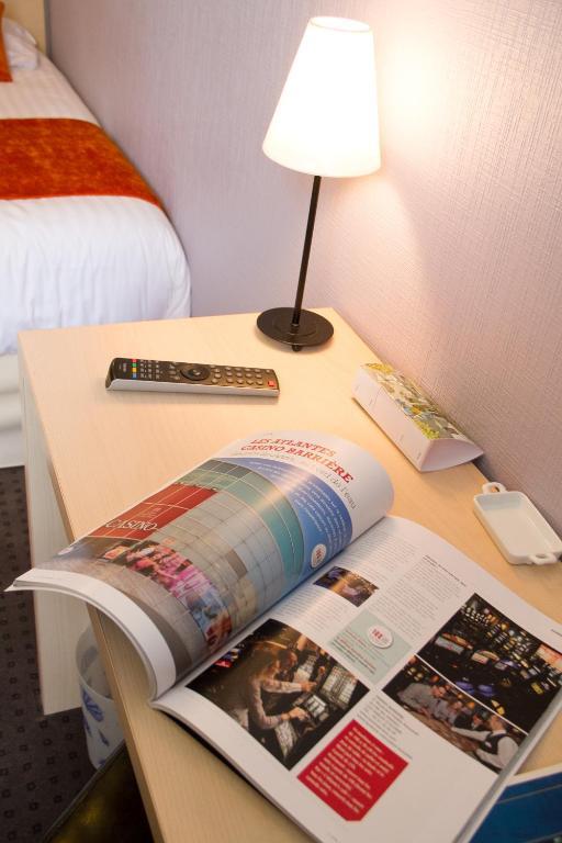 Hotel Les Hirondelles Les Sables-dʼOlonne Pokoj fotografie