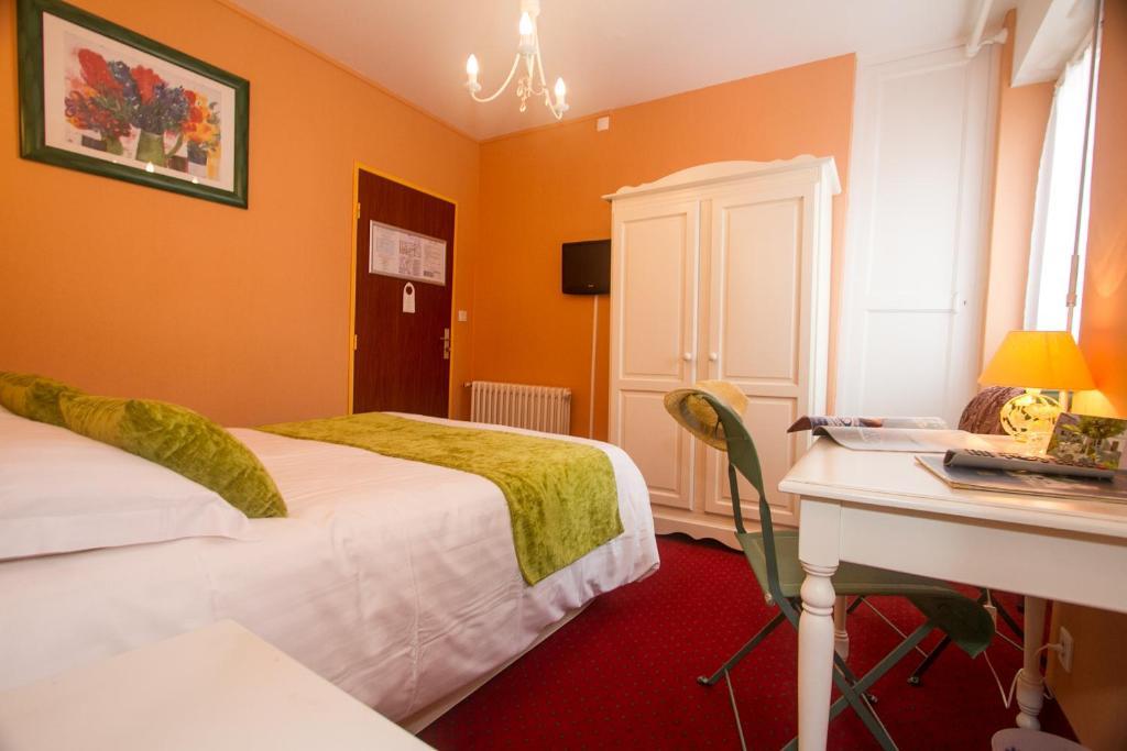 Hotel Les Hirondelles Les Sables-dʼOlonne Pokoj fotografie