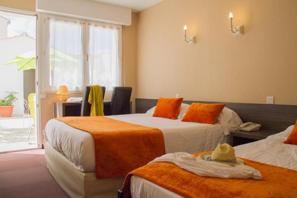 Hotel Les Hirondelles Les Sables-dʼOlonne Pokoj fotografie